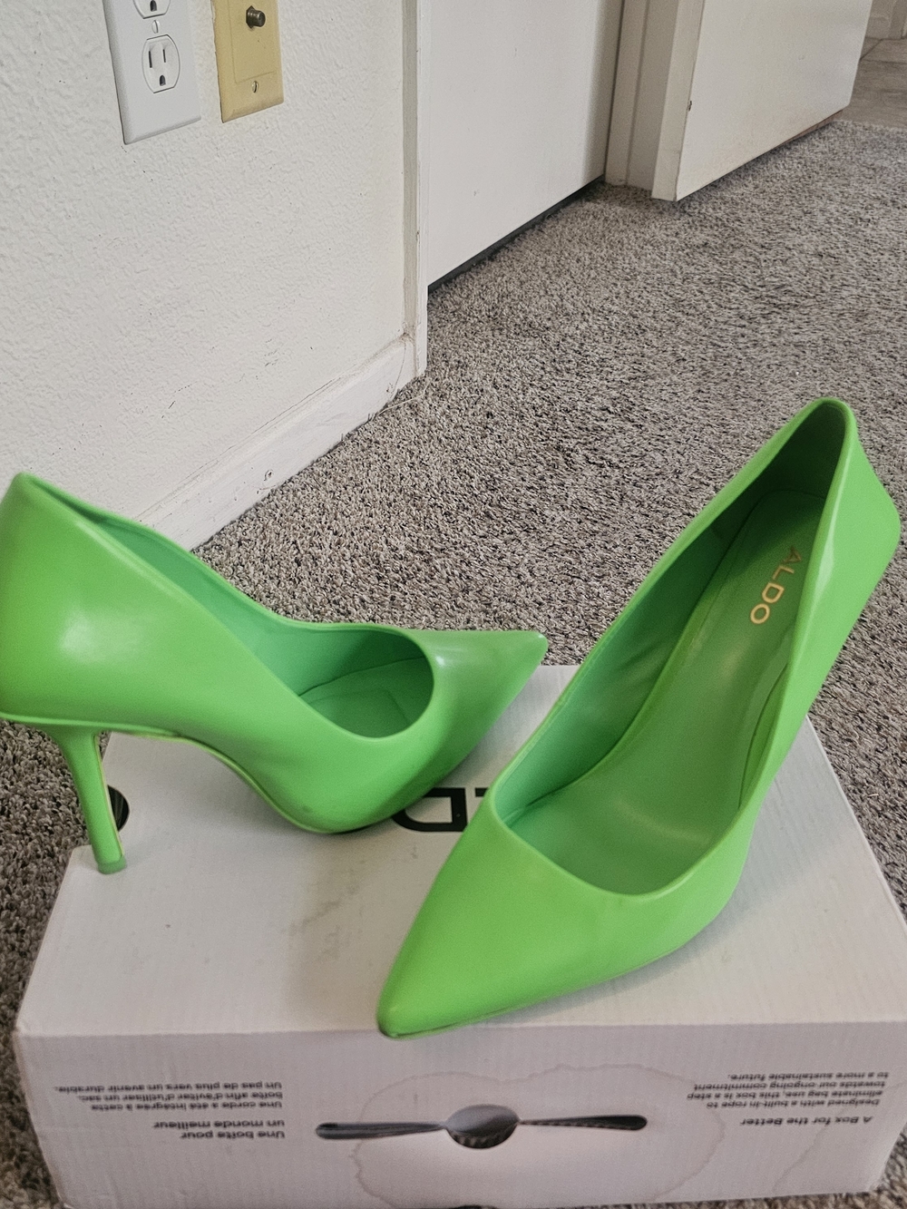 ALDO Neon Green Pointed Toe Stiletto Pumps